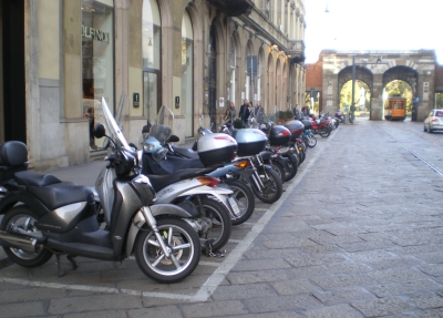 Parking deux roues Milan