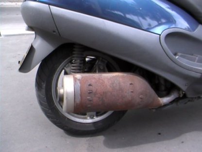 ...point faible du X9, c'est son pot ... ...point faible du X9, c'est son pot ... (JPEG)
