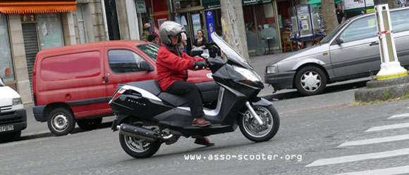 Peugeot Satelis 500 cc Peugeot Satelis 500 cc (JPEG)