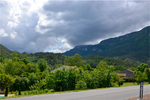 A l'assaut des Pyrénées : ciel menaçant - JPEG - 332.7 ko - 600×397 px
