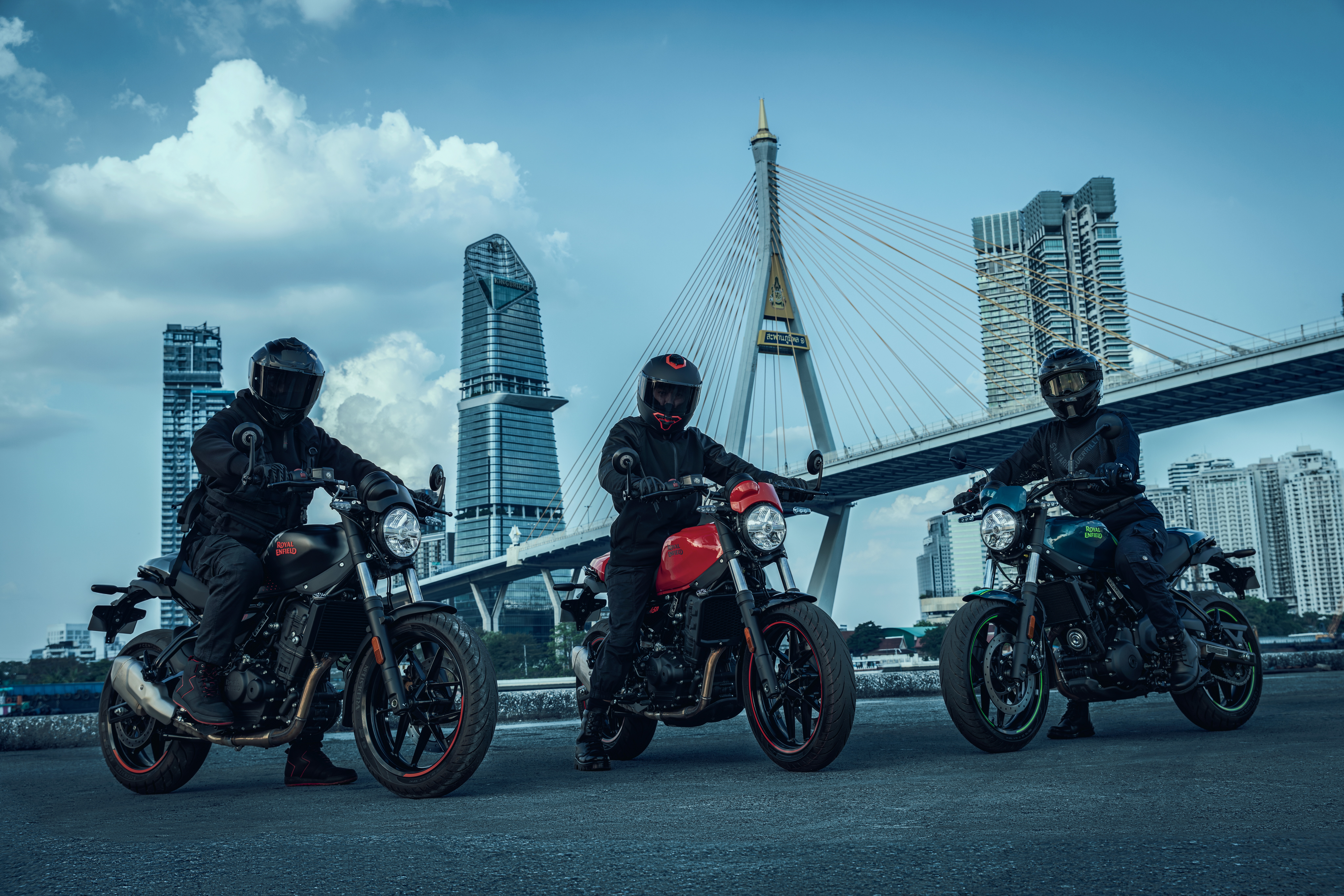Royal Enfield : Guerrilla 450 APEX 2026, sportive +
