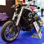 Salon Moto Légende 2014 : Yamaha V-Max par Henri Ureta