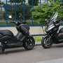 Essai comparatif X-Max – Forza 125cc : X-Max droite - Forza gauche