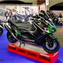 Salon du Scooter Paris : Yamaha T-Max 530 - Mondial droite