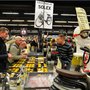 Salon Moto Légende 2012 : pièces spécialisées