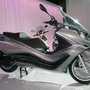 Piaggio X10 : droite
