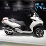 Peugeot Scooters Metropolis droite