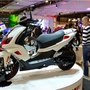 Eicma 2014 Peugeot : Speedfight - gauche
