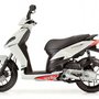 Aprilia Sporticity 2010 125cc : vue gauche