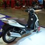 icma 2013 : Suzuki - Burgman Sixteen droite
