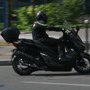 Essai comparatif X-Max – Forza 125cc : Forza
