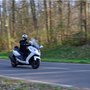 Comparatif Kawasaki J300 - Sym Gts 300 Efi Abs Start&Stop : Sym Gts 300