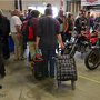 Salon Moto Légende 2013 : achats, pique-nique... une bonne journée au Salon (...)