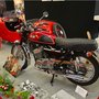 Rétromobile 2013 : village artisans, Yamaha RD 350cc, stand FVE
