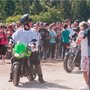 Madone des motards : fin de messe, déjà sur la moto