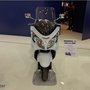 Salon Moto Paris 2013 : Suzuki - Burgman 400 - blanc face