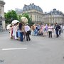 6ème Traversée de Paris Estivale : belles en habits d'époque