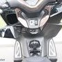 Essai comparatif X-Max – Forza 125cc : Forza - poste de conduite
