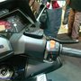 Yamaha T-Max 2011 : commodo droit