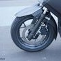 Essai comparatif X-Max – Forza 125cc : X-Max - roue et disque (...)