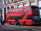 Deux roues et couloirs de bus : légal… à Londres