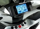 Piaggio X10 : Piaggio Multimedia Platform (PMP) pour communiquer