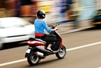 Scooter Argentine : pas de casque, pas d'essence