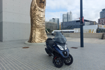 Essai prise en mains Piaggio MP3 400 2021 : milieu de gamme mais au sommet