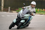 Tricity 125 2025 : moteur, écran et style renouvelé
