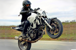 05 septembre 2021 : Stunt au féminin, une Première dans l'Histoire de la Moto et des Femmes !