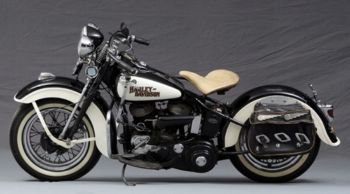 Artcurial Motocars : Harley Davidson WLC