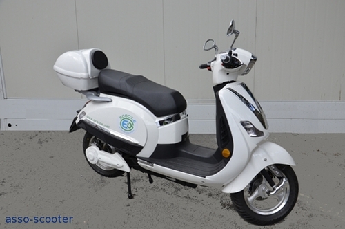 Scoot-E 1.500 watts : droite