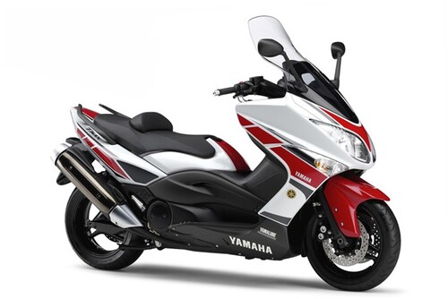 Yamaha T-Max GP Replica 